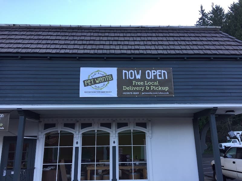 Pet Wants Edmonds - Indoor Dog Park in Everett, WA | Indoor Dog Park