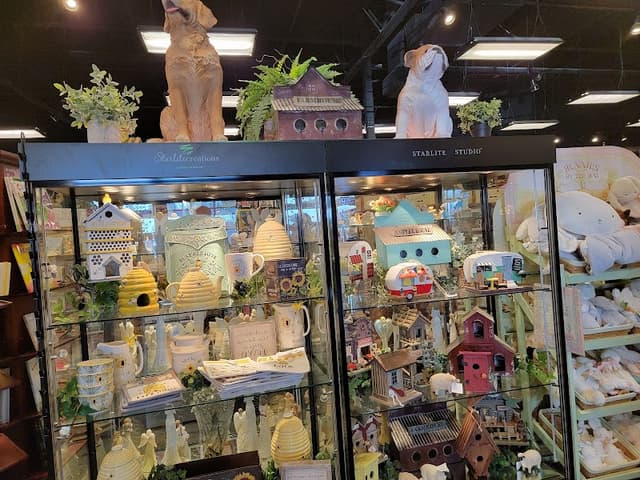 Bridges Pets, Gifts & Water Gardens photo 3