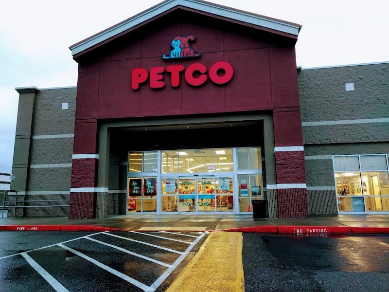 Petco - Indoor Dog Park in Vancouver, WA | Indoor Dog Park