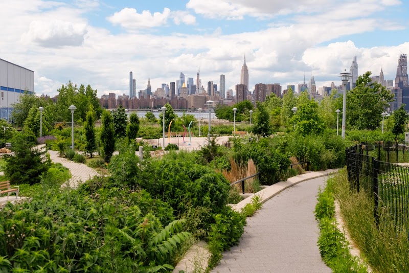 Bushwick Inlet Park photo 6