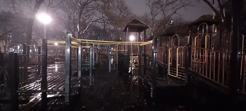 Fort Greene Playground photo 2