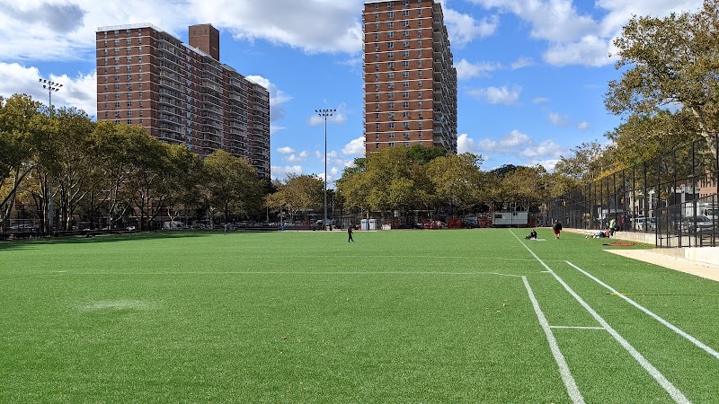 Sternberg Park photo 4