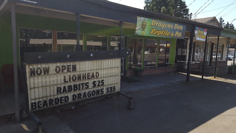 Dragons Den Reptile and Pet - Indoor Dog Park in Lakewood, WA | Indoor Dog Park