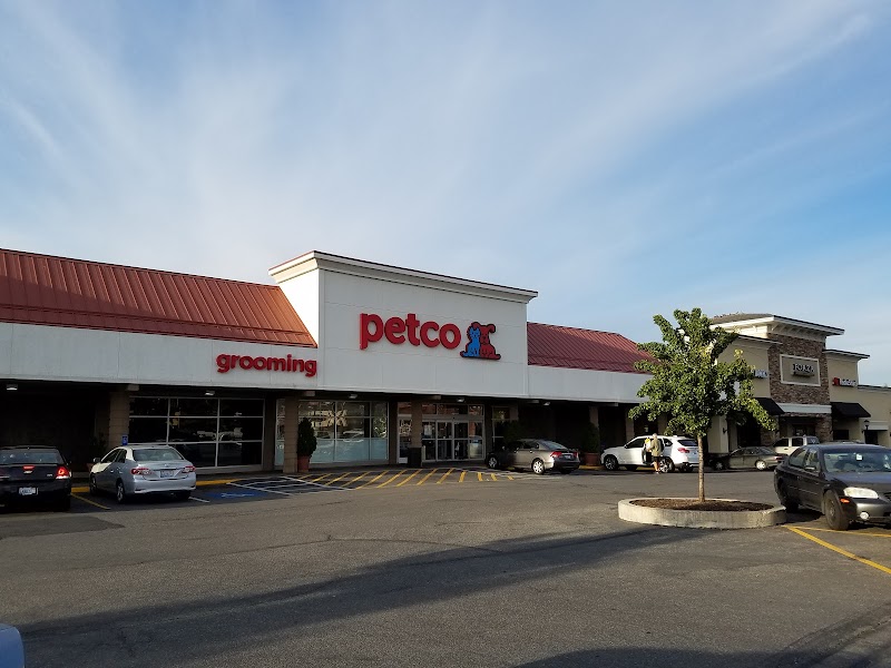 Petco - Indoor Dog Park in Spokane, WA | Indoor Dog Park